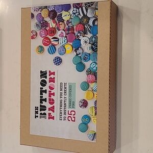 The Button Factory Fabric Pin Craft Box